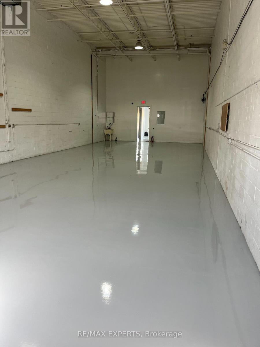 8-9 - 221 Deerhurst Drive, Brampton (Gore Industrial South), Ontario  L6T 5L7 - Photo 4 - W12351564