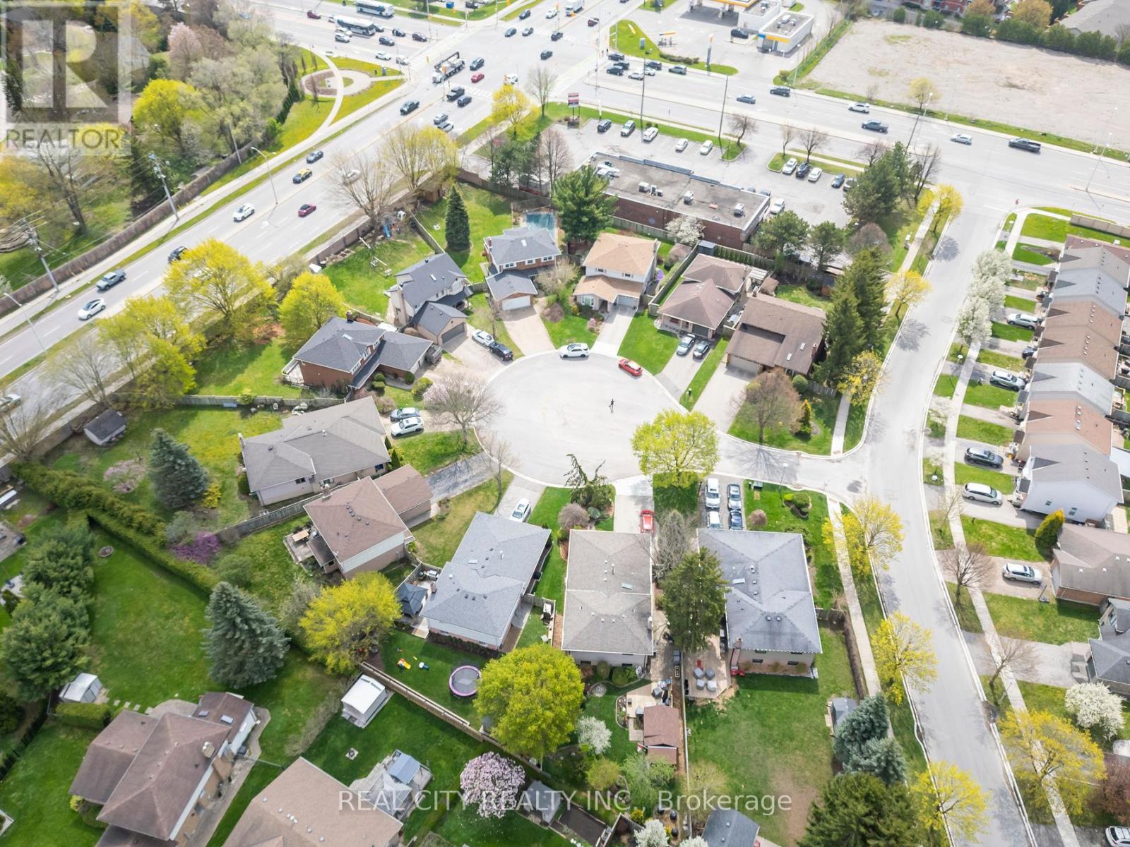 Property at 276 BLUE FOREST PLACE image 3