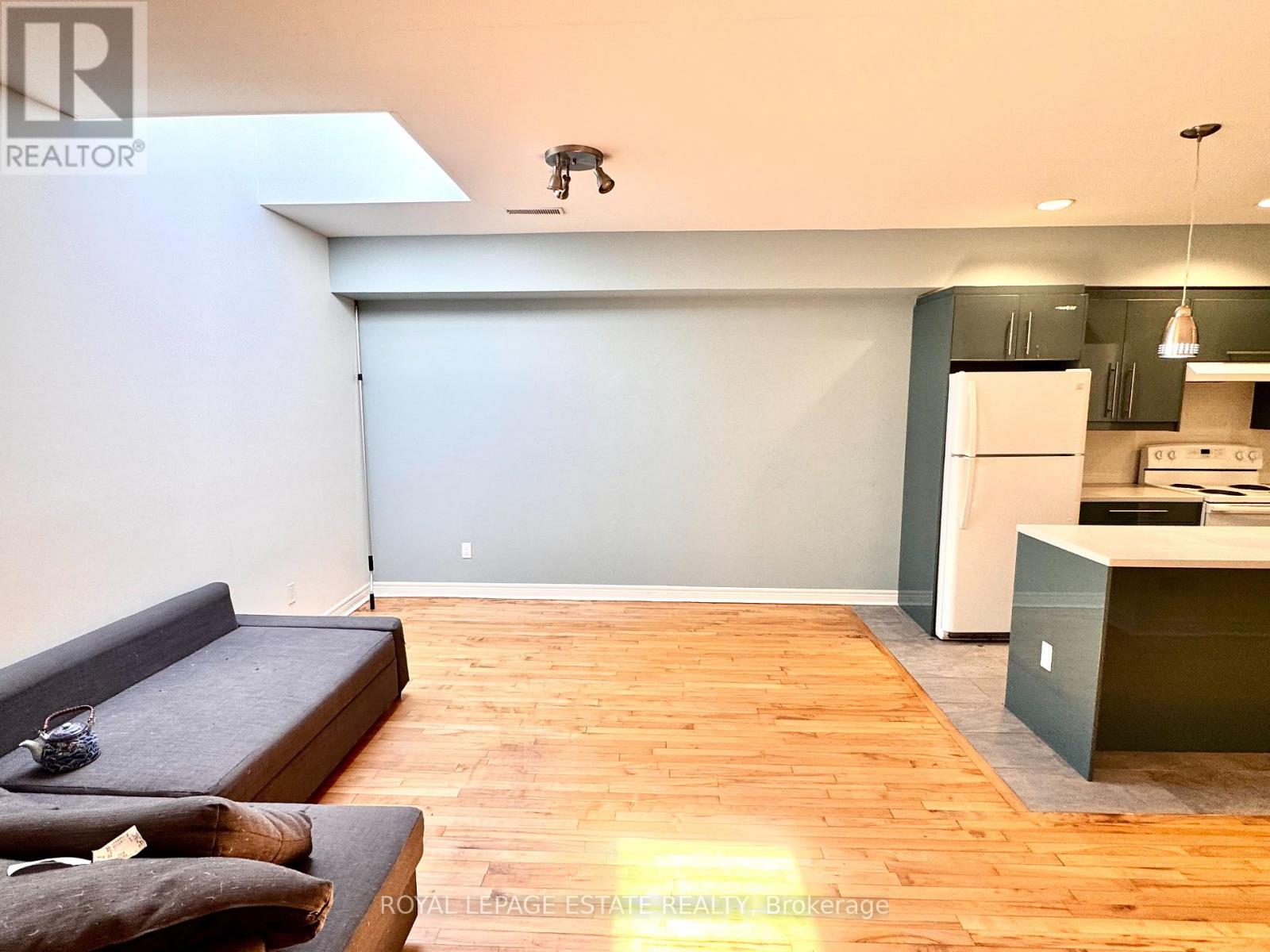 1610 Gerrard Street E, Toronto, Ontario  M4L 2A5 - Photo 13 - E12082783
