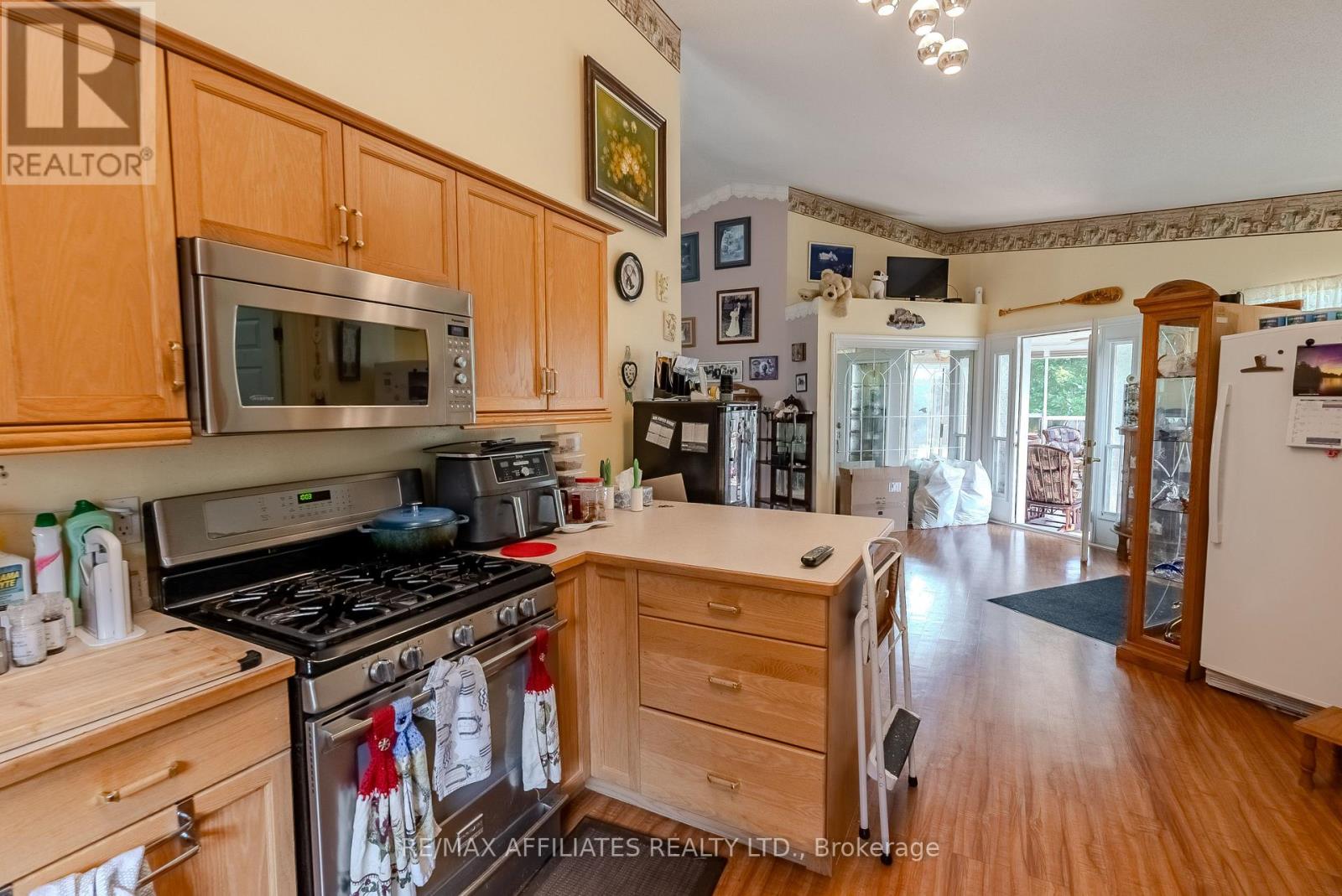 9727 Highway 42 Highway, Rideau Lakes, Ontario  K0G 1X0 - Photo 10 - X12351841