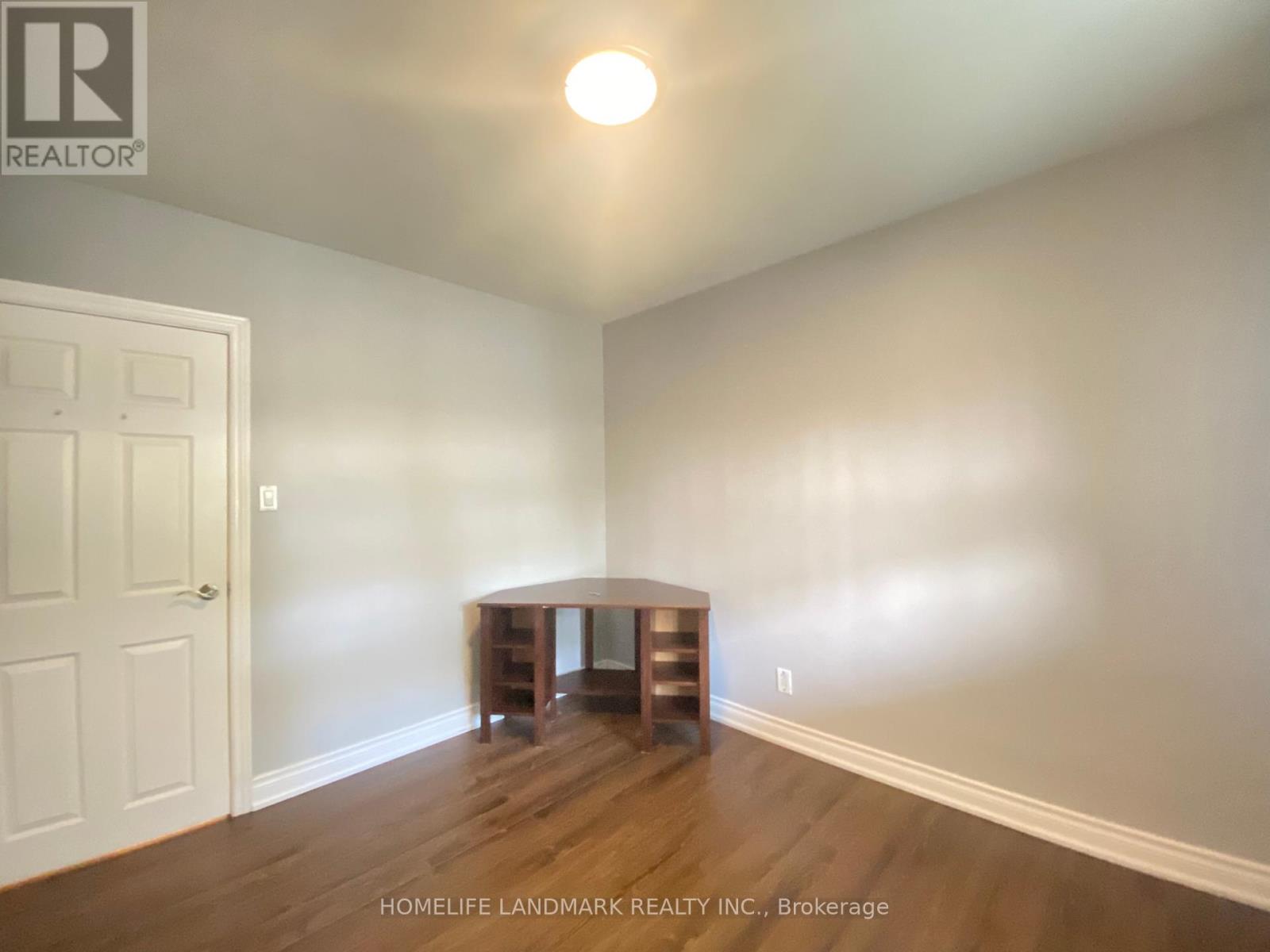 Upper - 156 Guildwood Parkway, Toronto, Ontario  M1E 1P4 - Photo 10 - E12351818