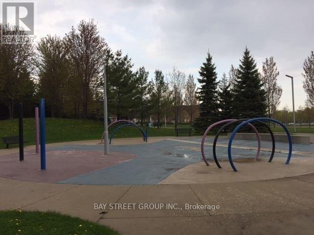 2 - 2 Cox Boulevard, Markham, Ontario  L3R 4E8 - Photo 13 - N12351812