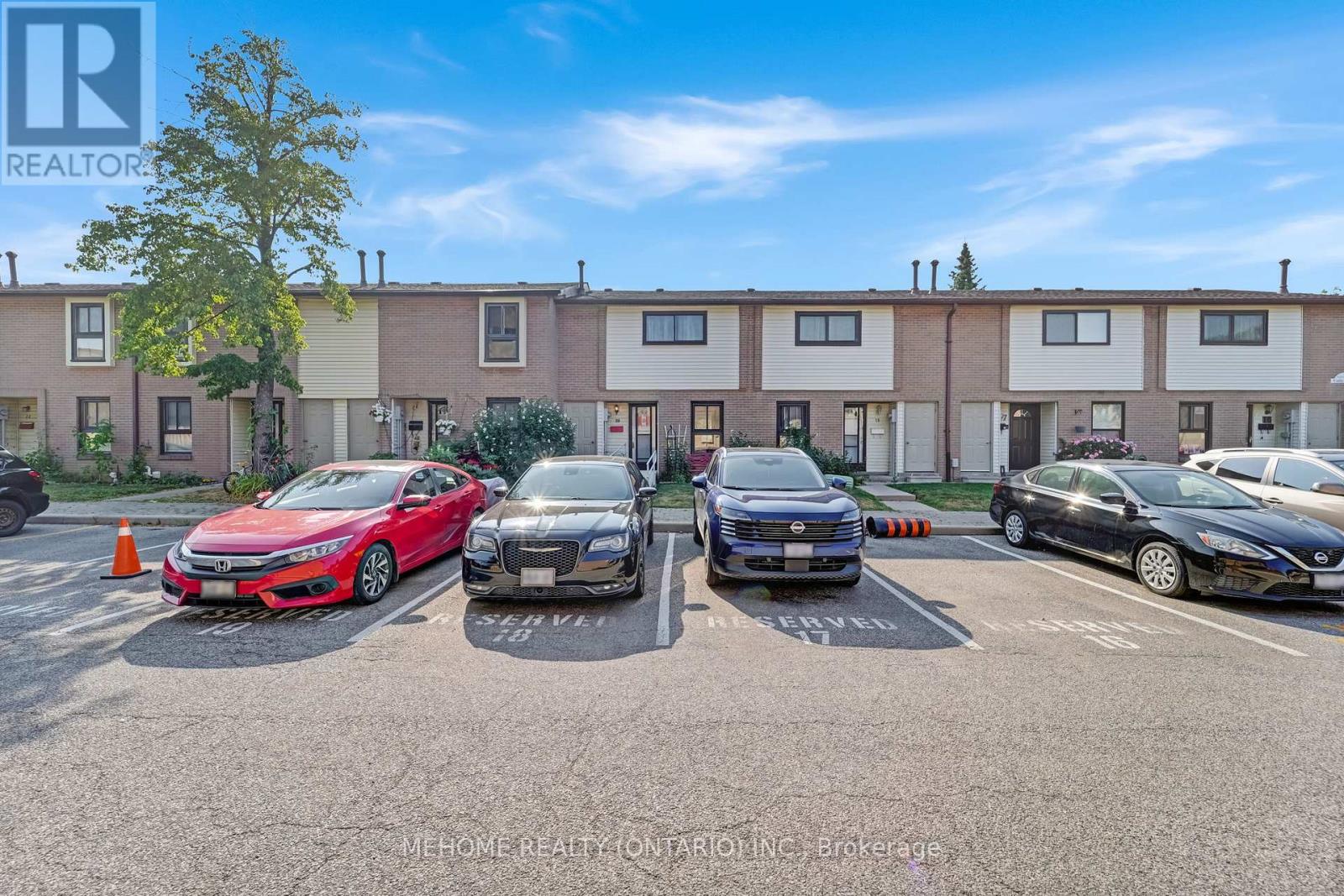 Property at 19 - 46 DEARBOURNE BOULEVARD image 4
