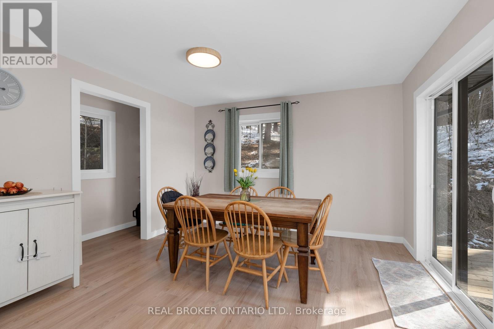 313 Syples Street, Armour, Ontario  P0A 1C0 - Photo 12 - X12351798