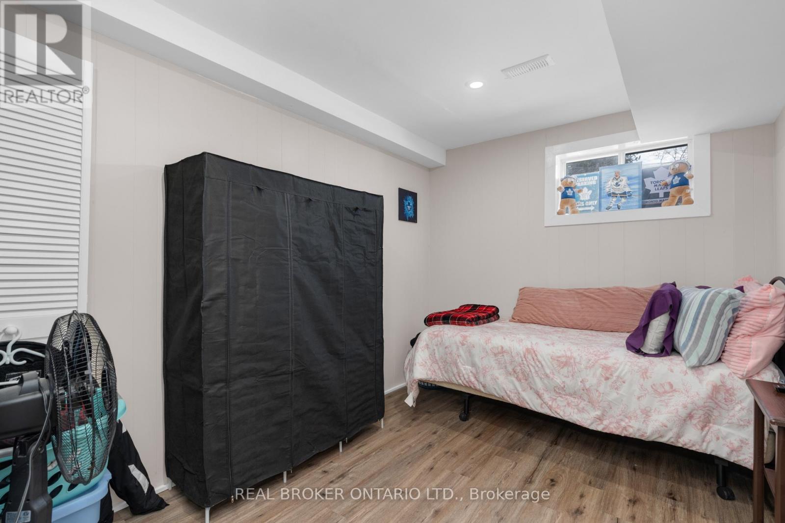 313 Syples Street, Armour, Ontario  P0A 1C0 - Photo 32 - X12351798