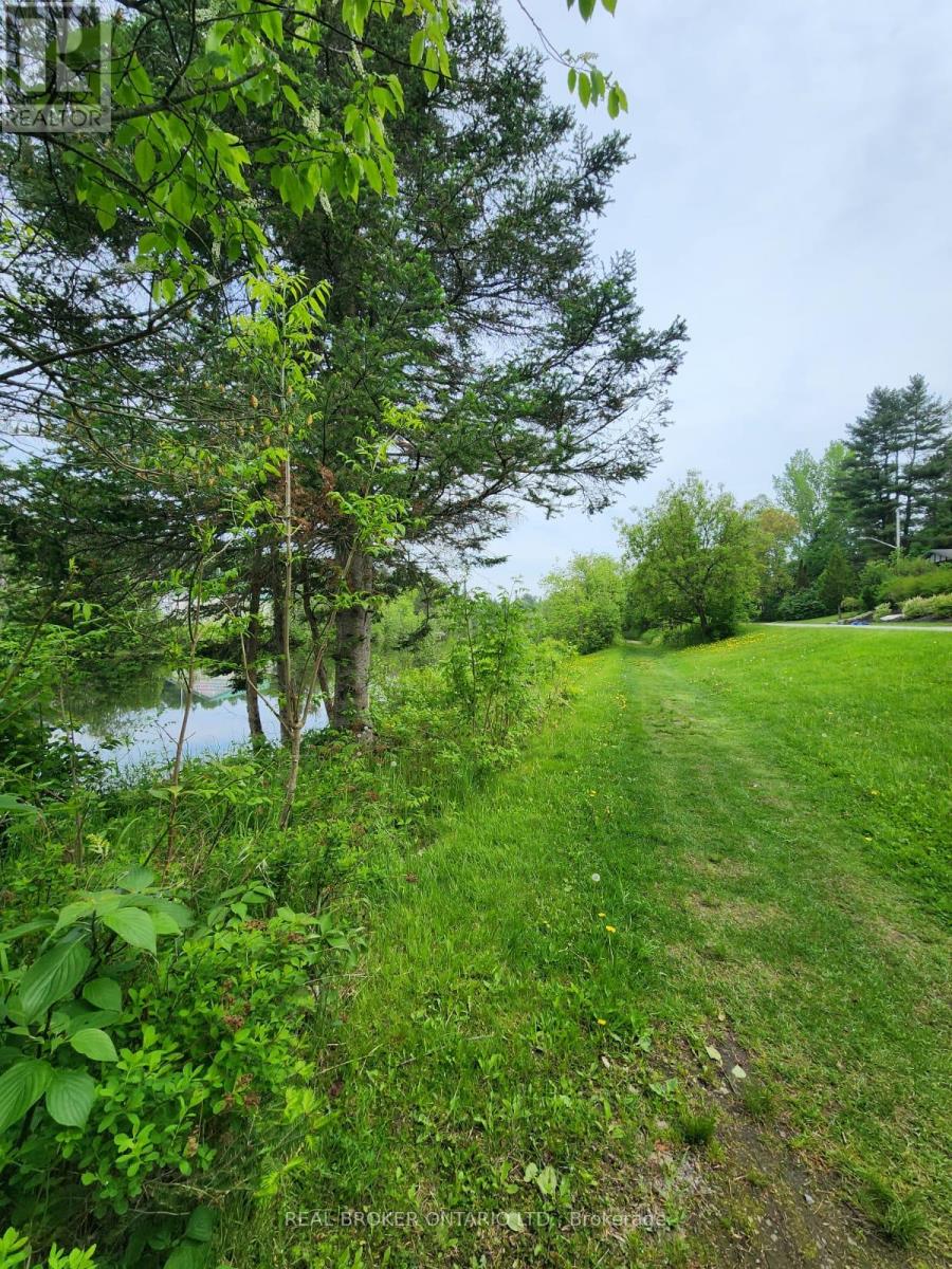 313 Syples Street, Armour, Ontario  P0A 1C0 - Photo 36 - X12351798
