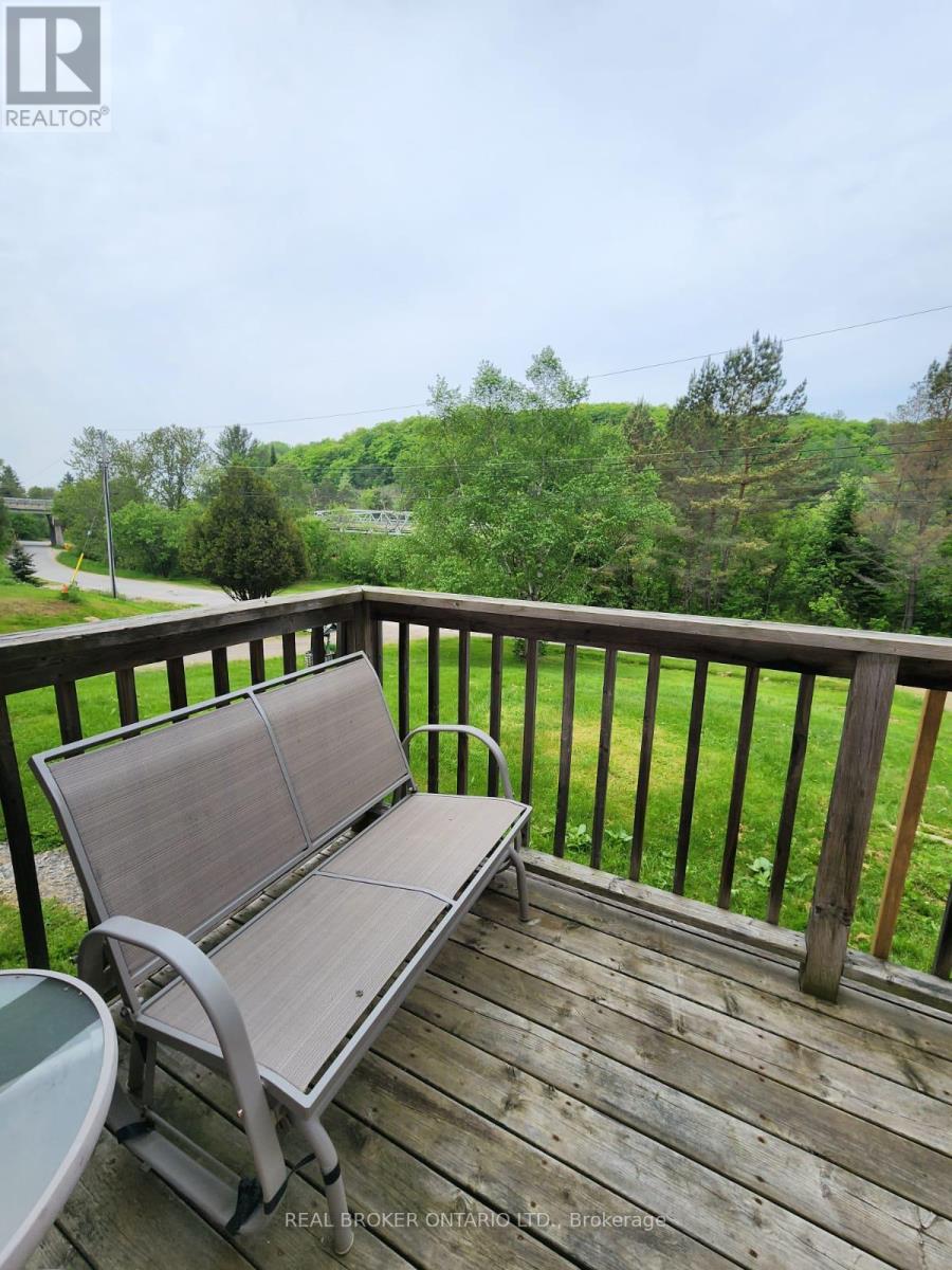 313 Syples Street, Armour, Ontario  P0A 1C0 - Photo 6 - X12351798