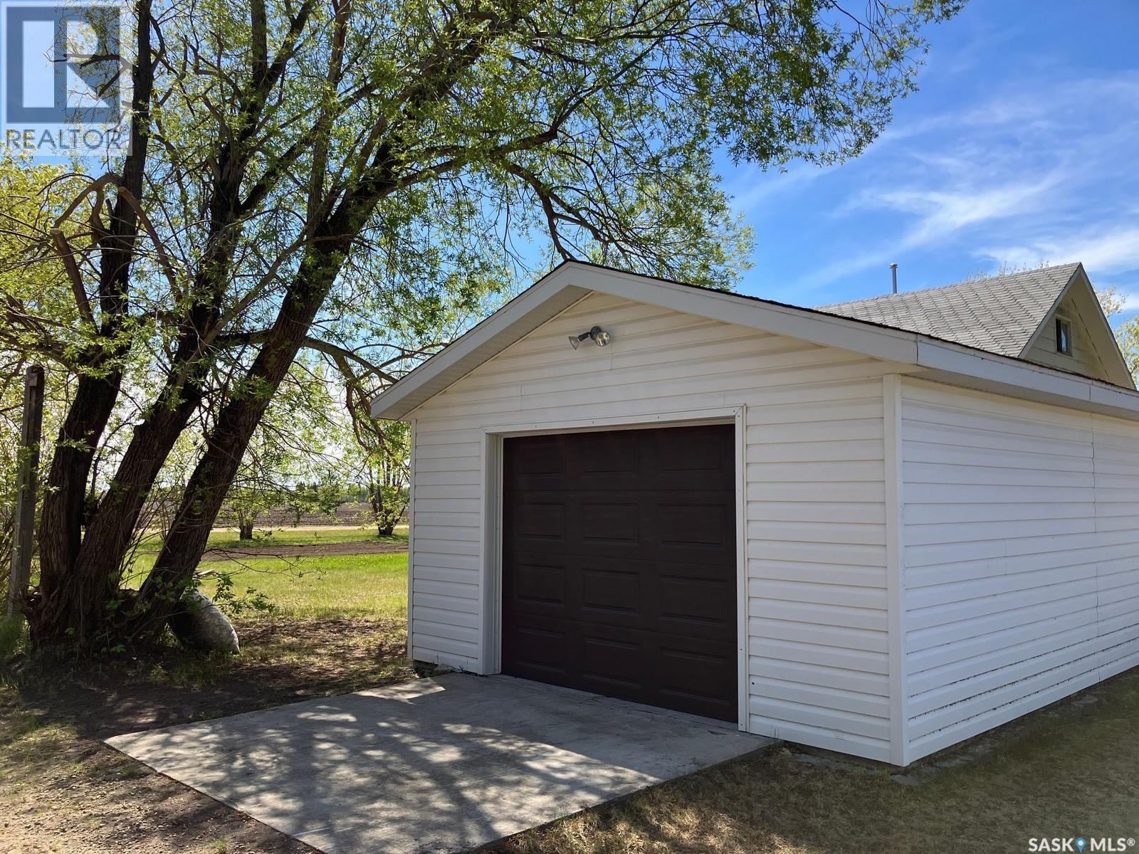 424 Eliza Avenue, White Fox, Saskatchewan  S0J 3B0 - Photo 5 - SK006574