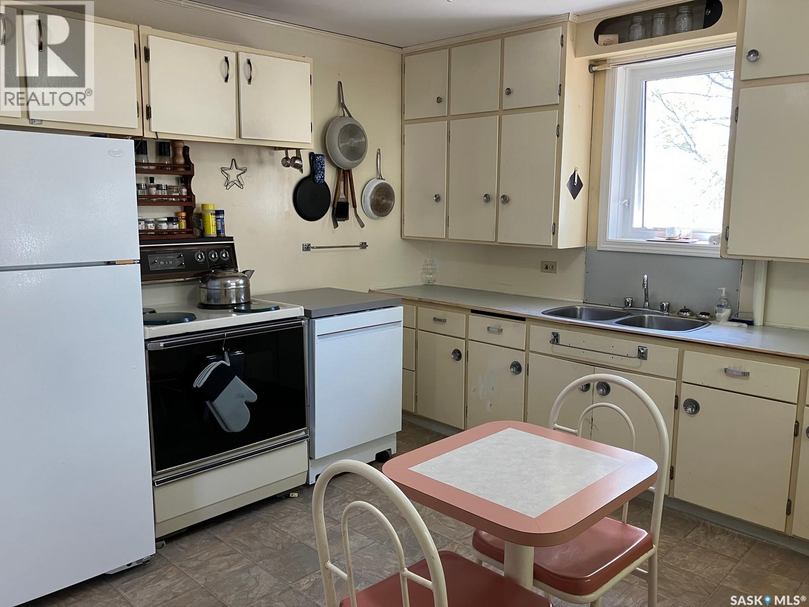 424 Eliza Avenue, White Fox, Saskatchewan  S0J 3B0 - Photo 13 - SK006574