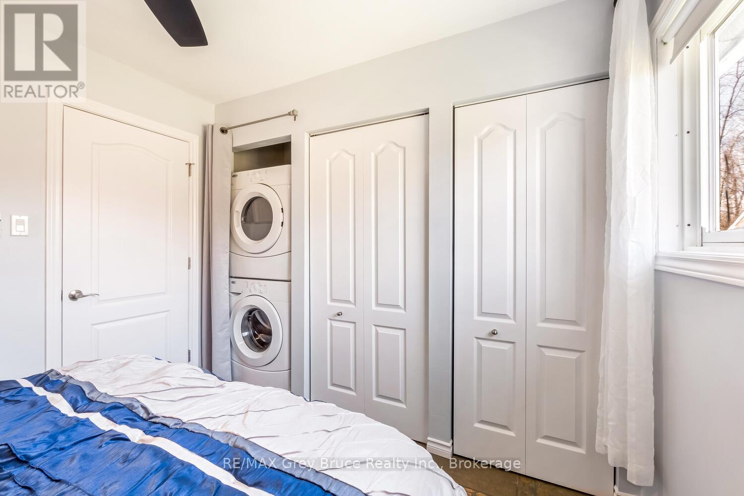 137 Maple Drive, Northern Bruce Peninsula, Ontario N0H 1Z0 - Photo 20 - X12351853