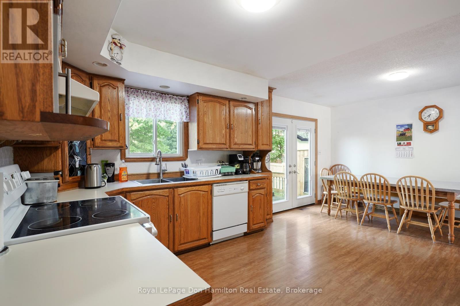 100 Arthur Street, Minto, Ontario  N0G 2P0 - Photo 14 - X12351863