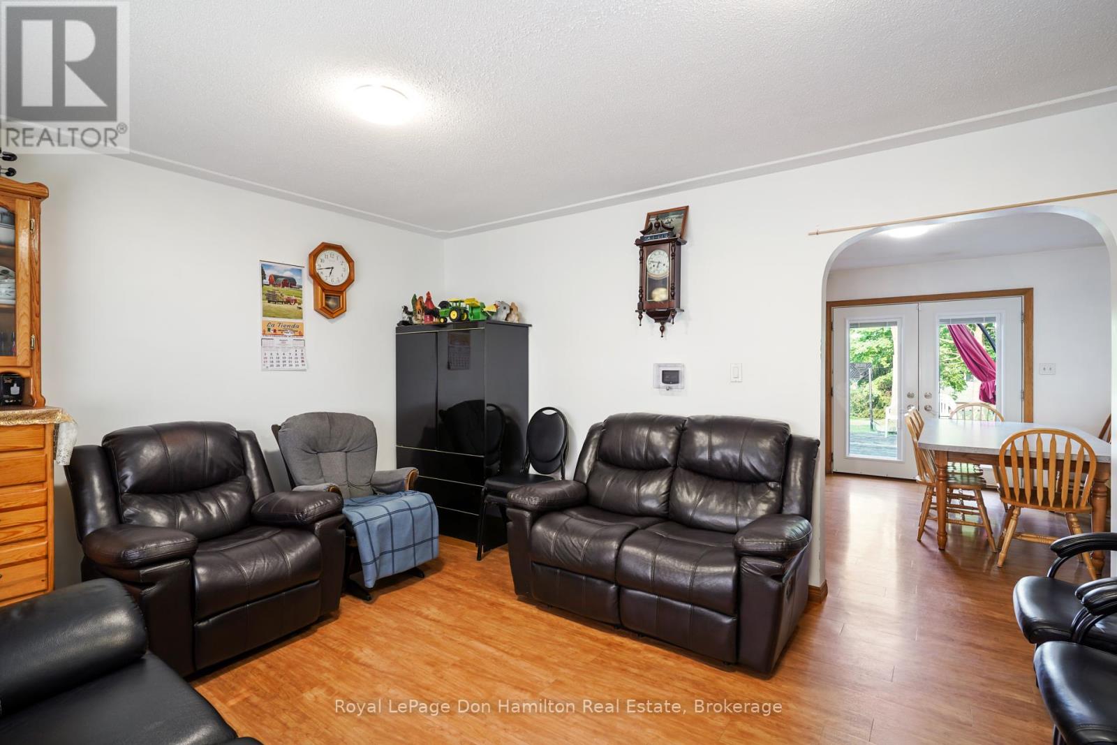100 Arthur Street, Minto, Ontario  N0G 2P0 - Photo 19 - X12351863