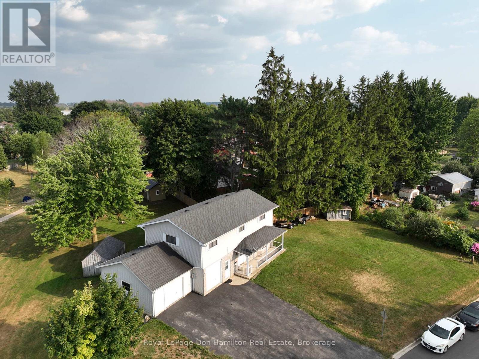 100 Arthur Street, Minto, Ontario  N0G 2P0 - Photo 2 - X12351863
