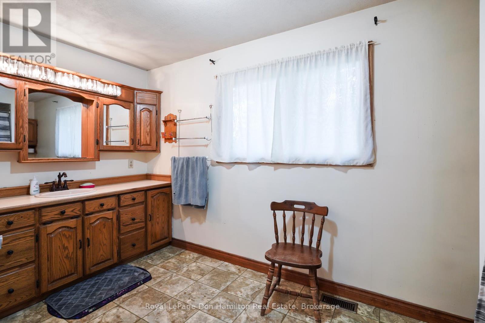 100 Arthur Street, Minto, Ontario  N0G 2P0 - Photo 30 - X12351863