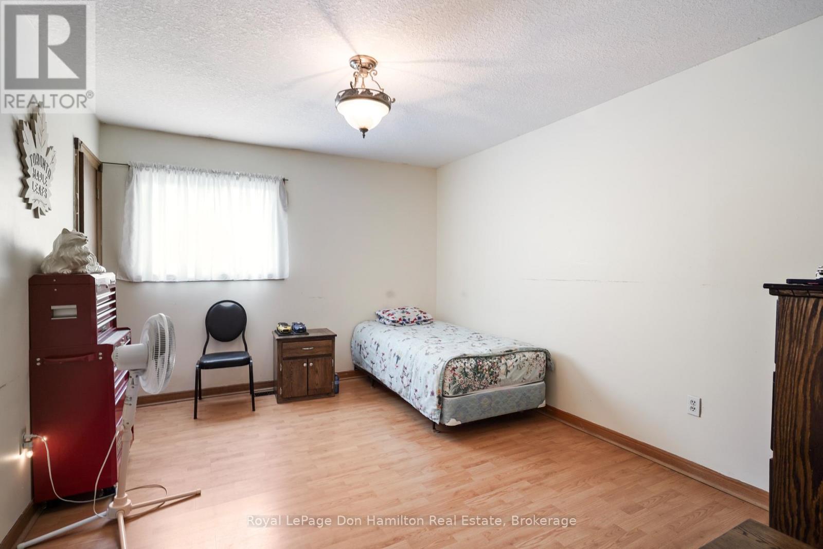 100 Arthur Street, Minto, Ontario  N0G 2P0 - Photo 38 - X12351863