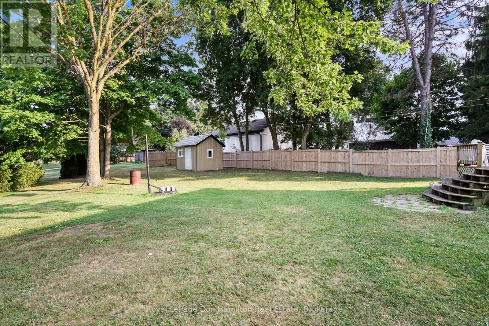 100 Arthur Street, Minto, Ontario  N0G 2P0 - Photo 45 - X12351863