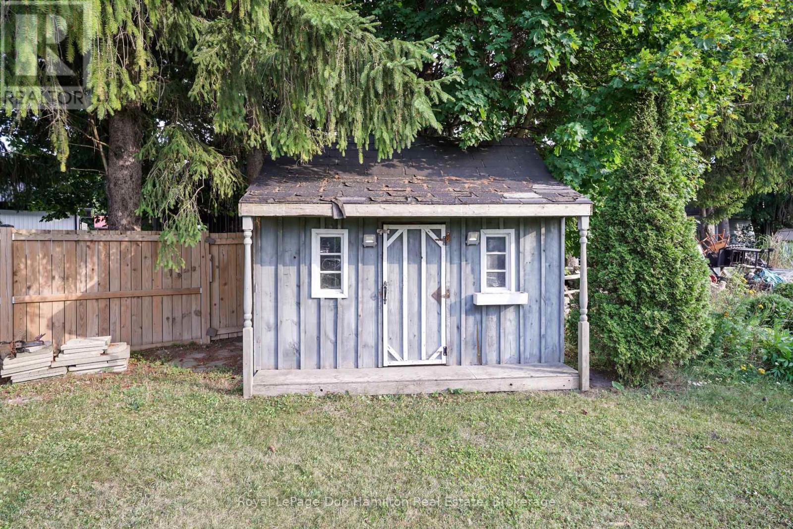 100 Arthur Street, Minto, Ontario  N0G 2P0 - Photo 46 - X12351863