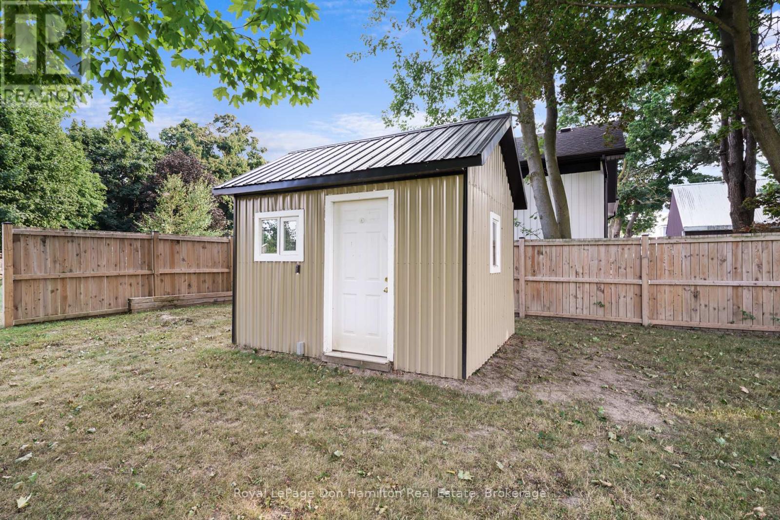 100 Arthur Street, Minto, Ontario  N0G 2P0 - Photo 47 - X12351863