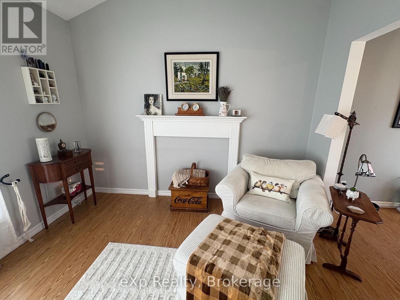 174340 Mulock Road, West Grey, Ontario  N0G 1S0 - Photo 10 - X12351874