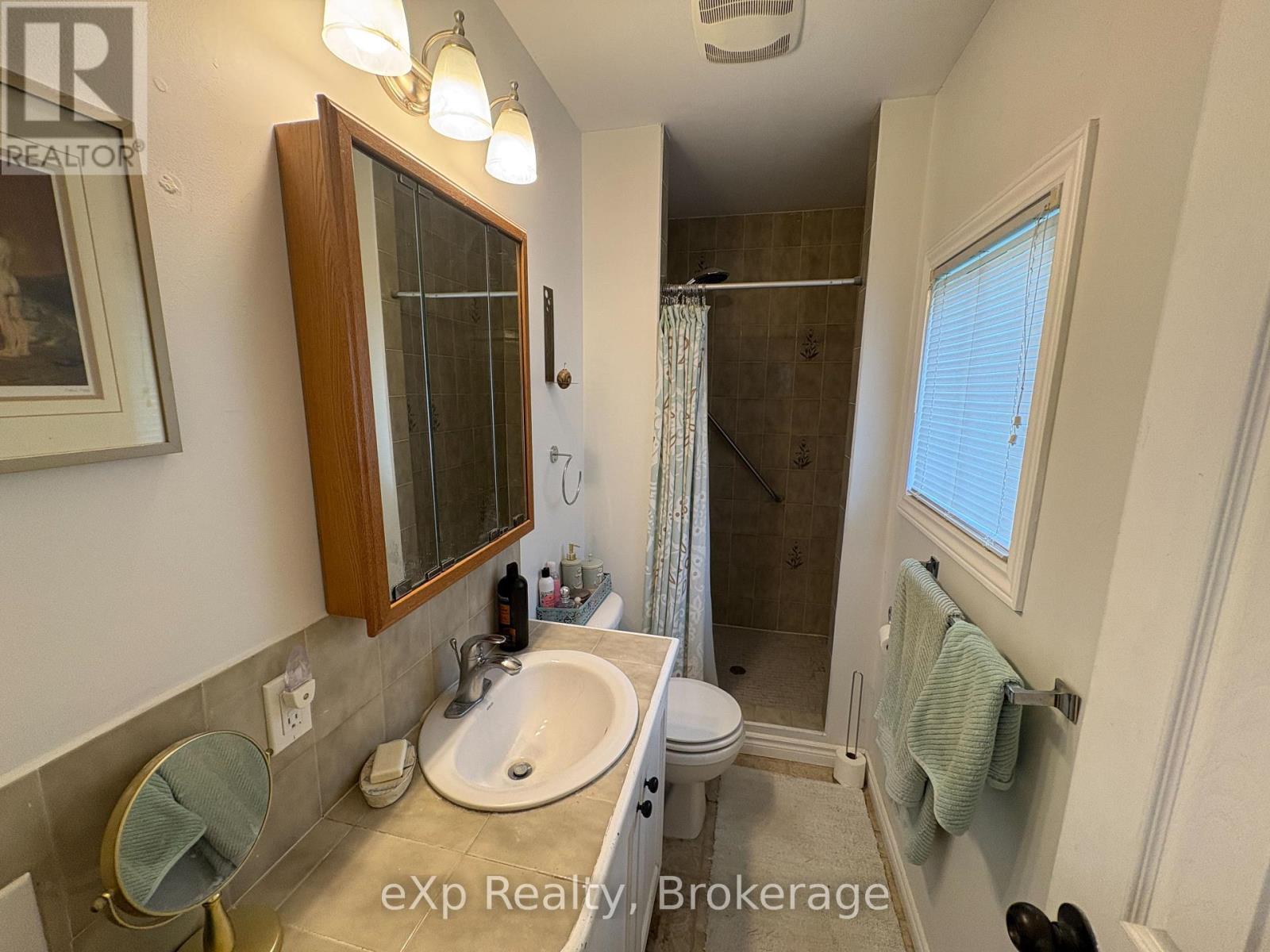 174340 Mulock Road, West Grey, Ontario  N0G 1S0 - Photo 23 - X12351874