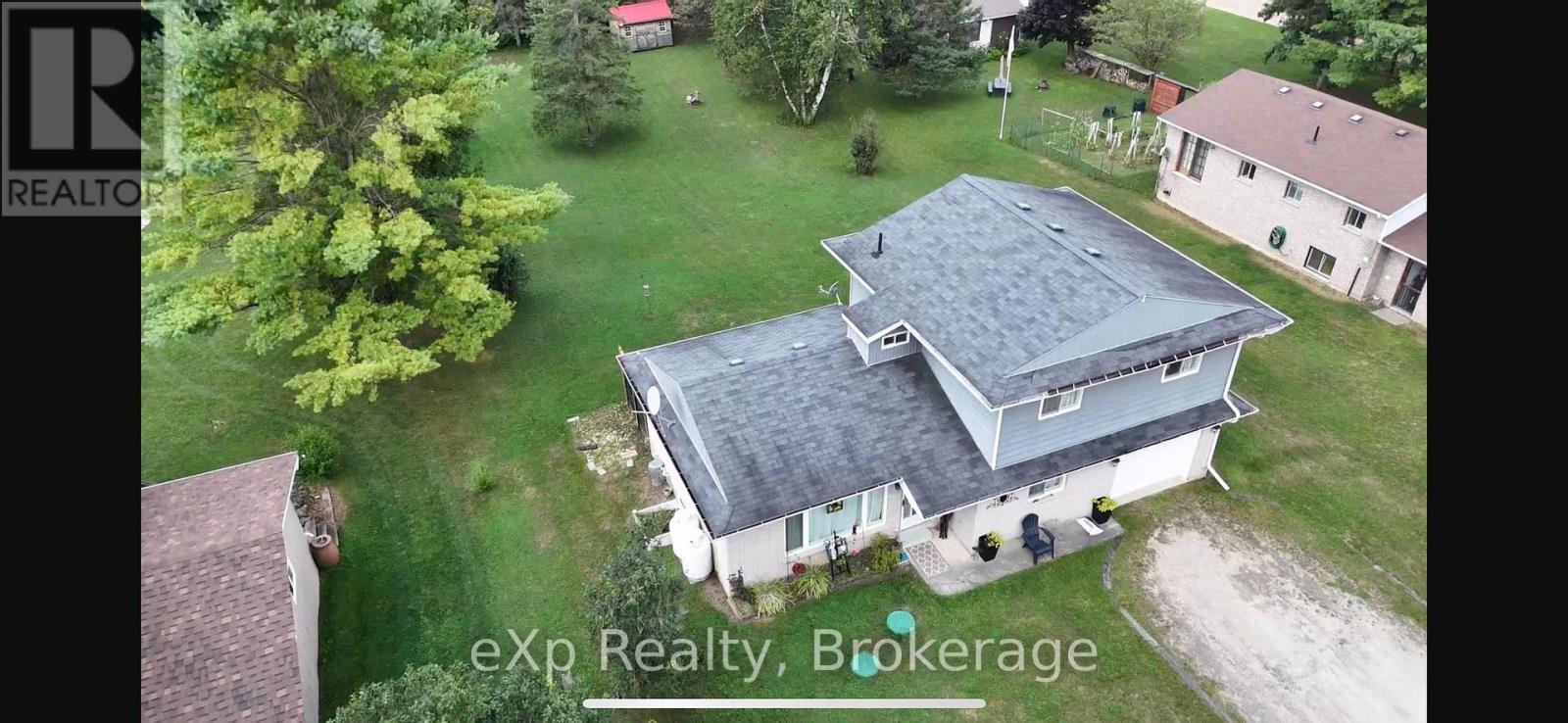 174340 Mulock Road, West Grey, Ontario  N0G 1S0 - Photo 4 - X12351874