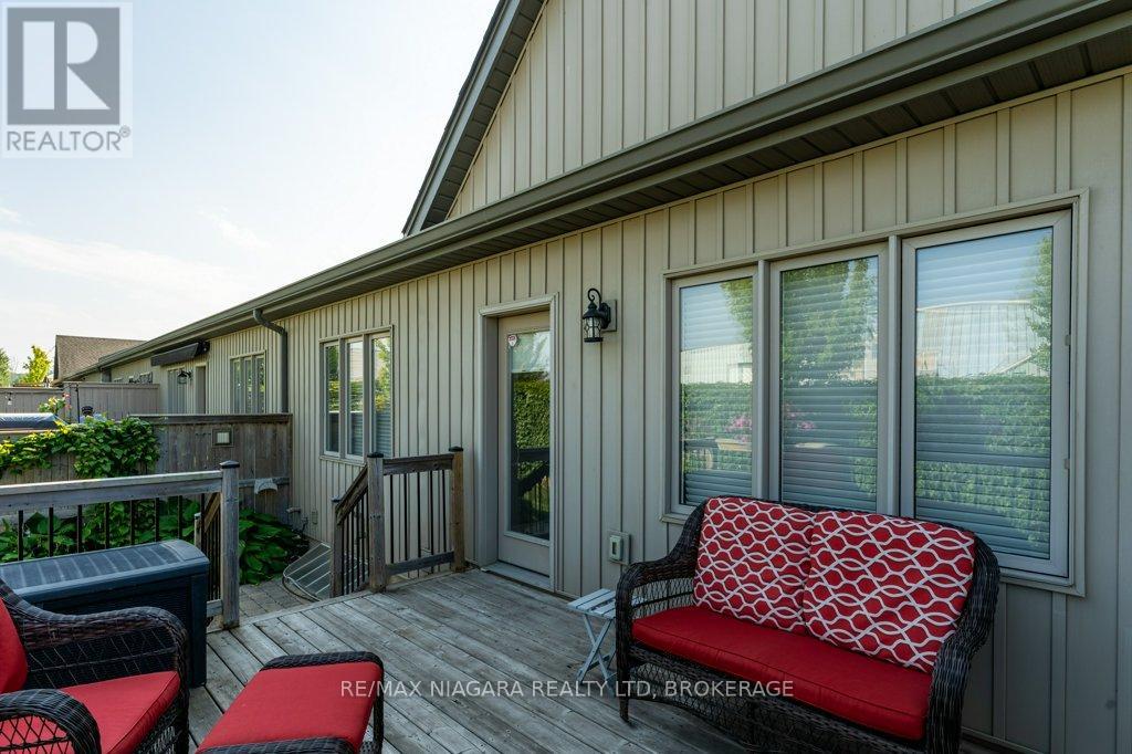34 Blossom Common, St. Catharines, Ontario  L2M 0B3 - Photo 34 - X12351822