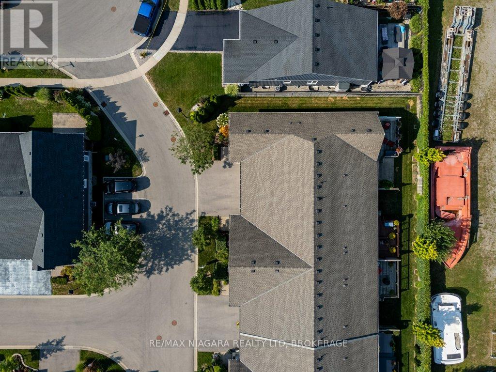 34 Blossom Common, St. Catharines, Ontario  L2M 0B3 - Photo 38 - X12351822
