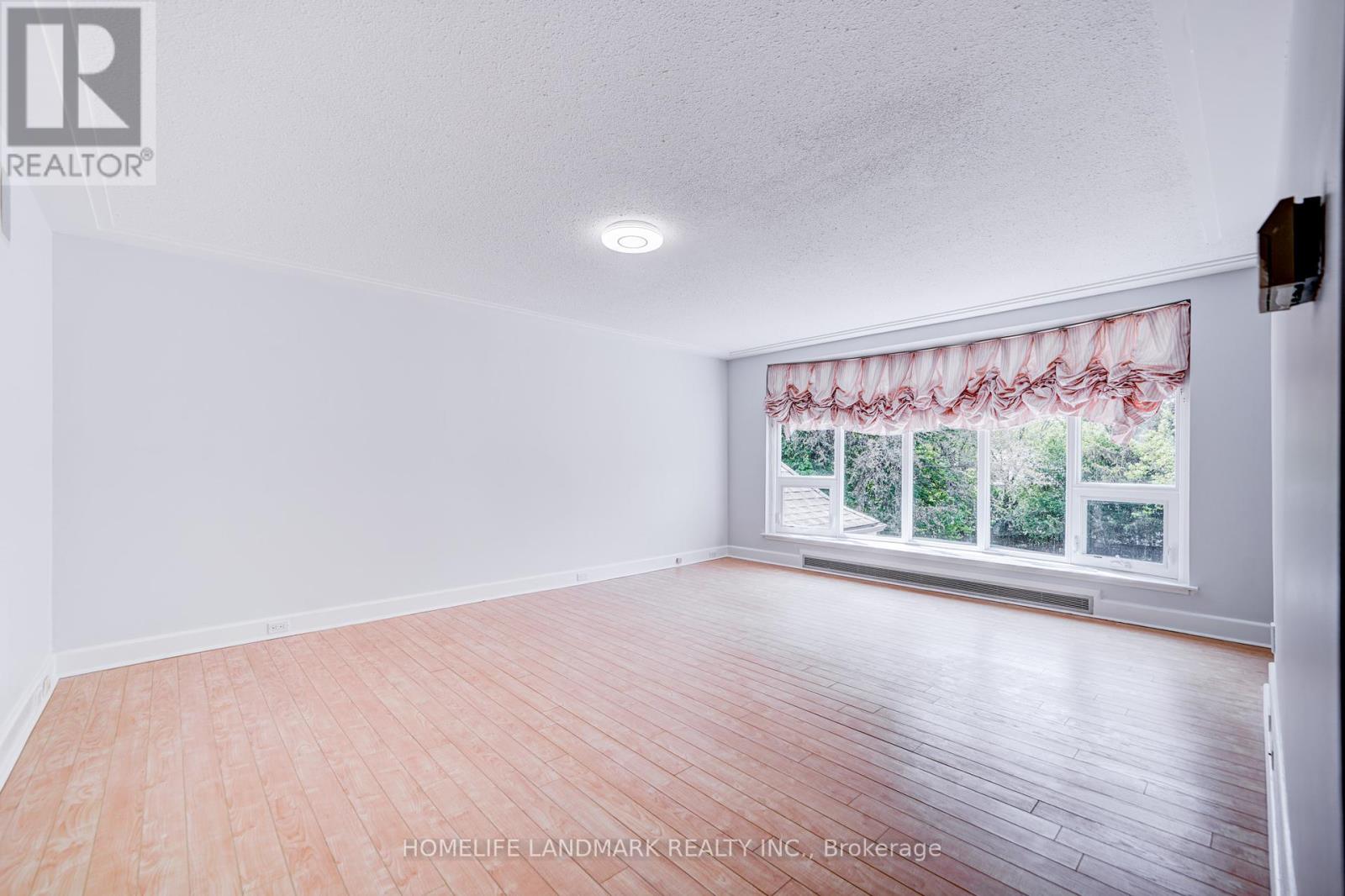 60 Fifeshire Road, Toronto, Ontario  M2L 2G8 - Photo 19 - C12351868
