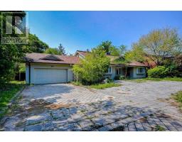 60 FIFESHIRE ROAD, Toronto, Ontario