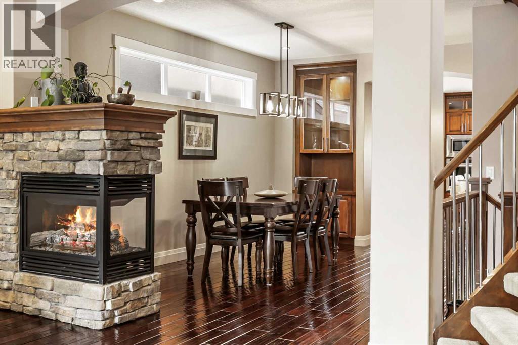 Property at 1114 42 Street SW image 4