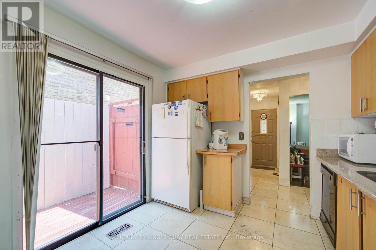 6 Cottsmore Crescent, Markham, Ontario  L3R 3X6 - Photo 21 - N12335961
