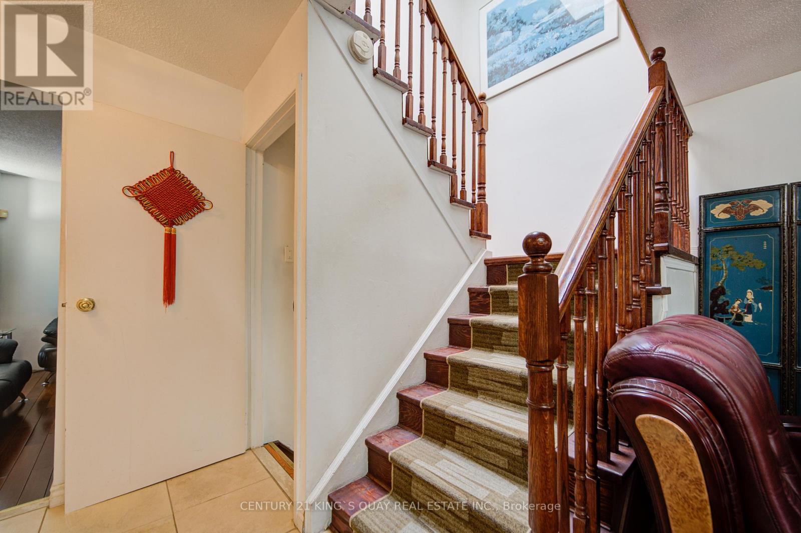 6 Cottsmore Crescent, Markham, Ontario  L3R 3X6 - Photo 25 - N12335961