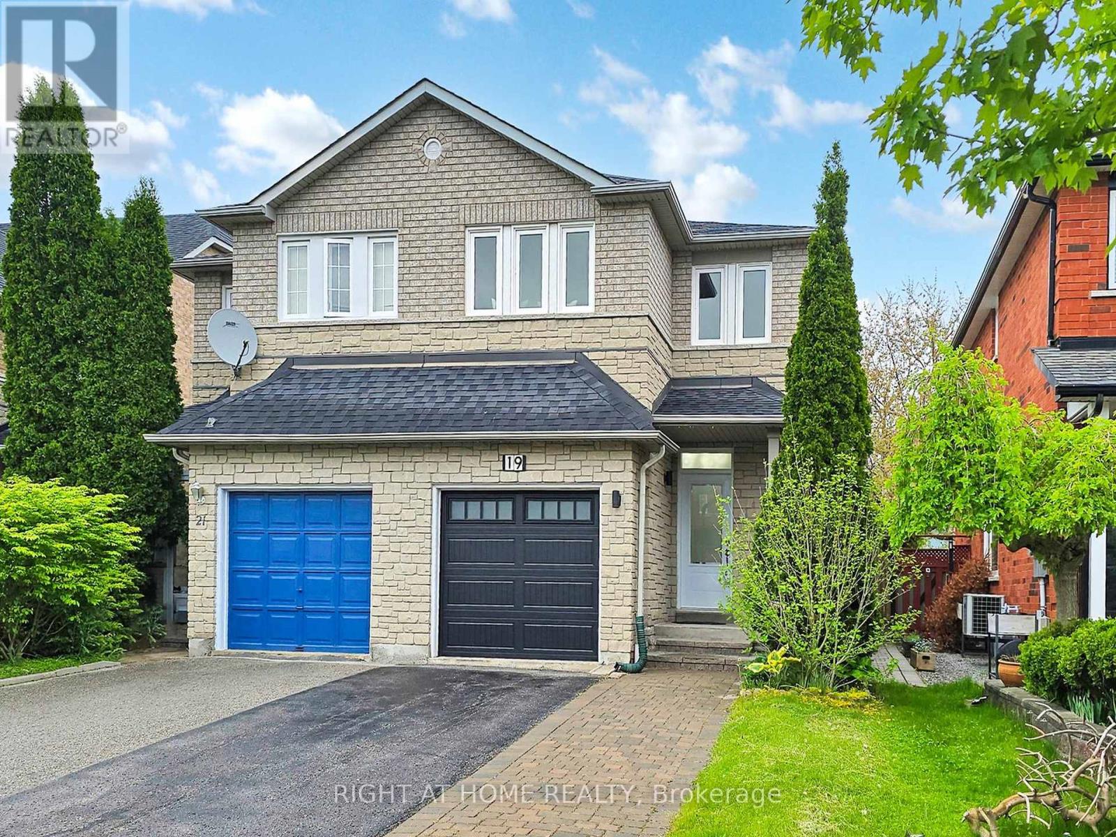 Property at 19 INDIGO STREET image 1