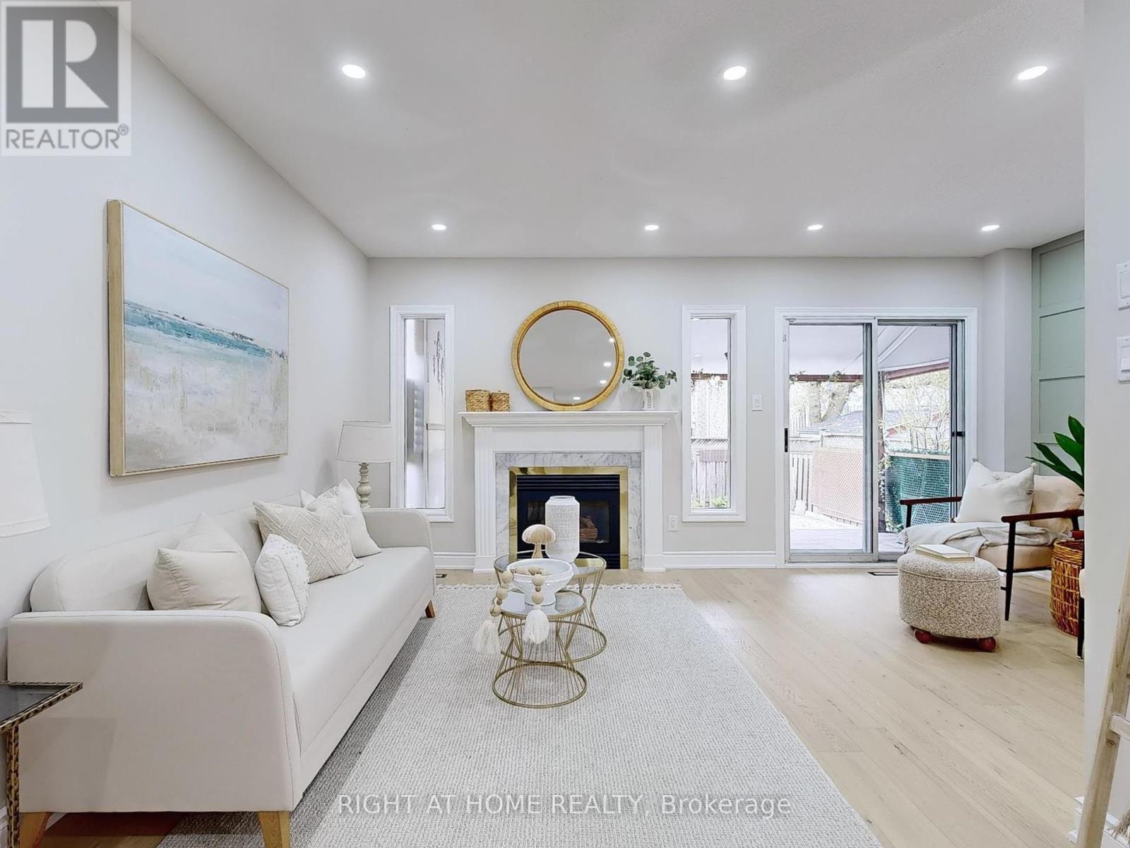 Property at 19 INDIGO STREET image 3
