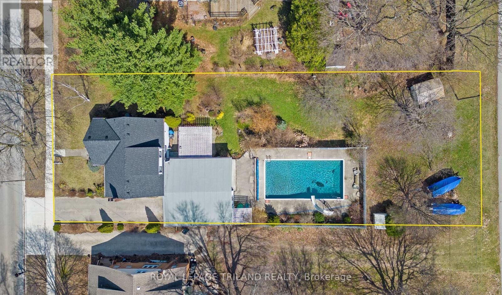 192 QUEEN STREET, West Elgin, Ontario