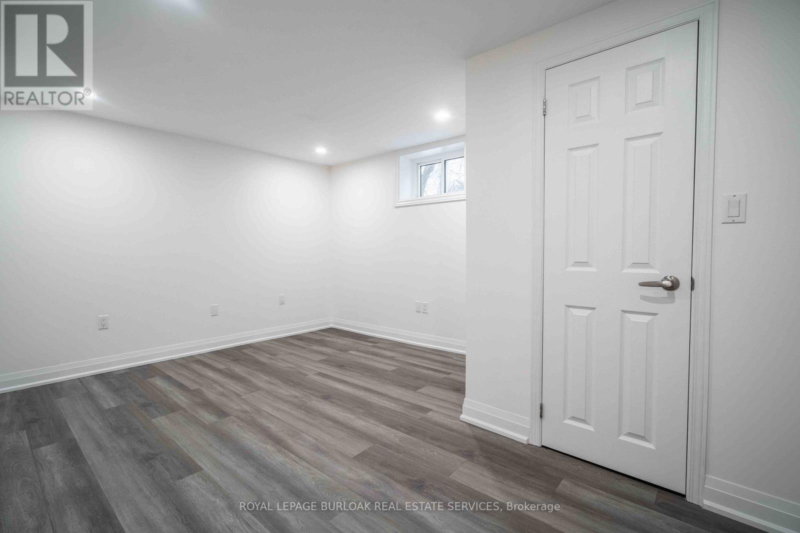Lower - 356 East 17th Street, Hamilton, Ontario  L7R 0G6 - Photo 11 - X12312495