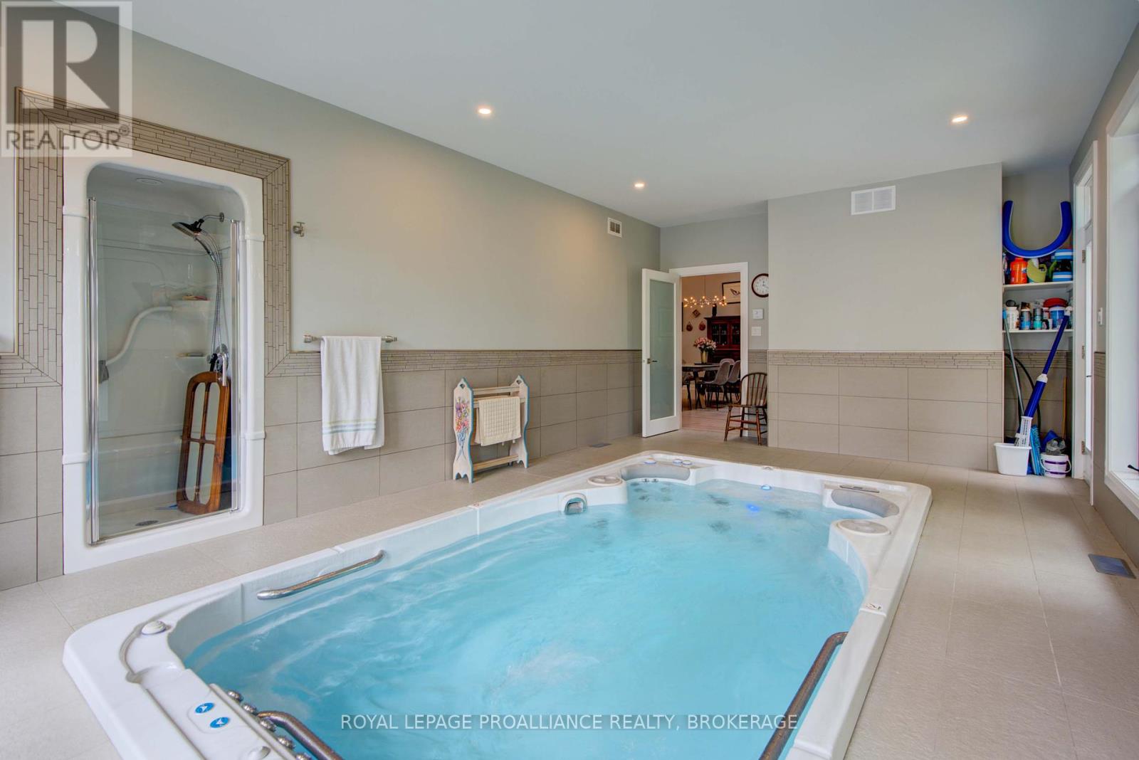 28 George Street, Westport, Ontario  K0G 1X0 - Photo 17 - X12351892