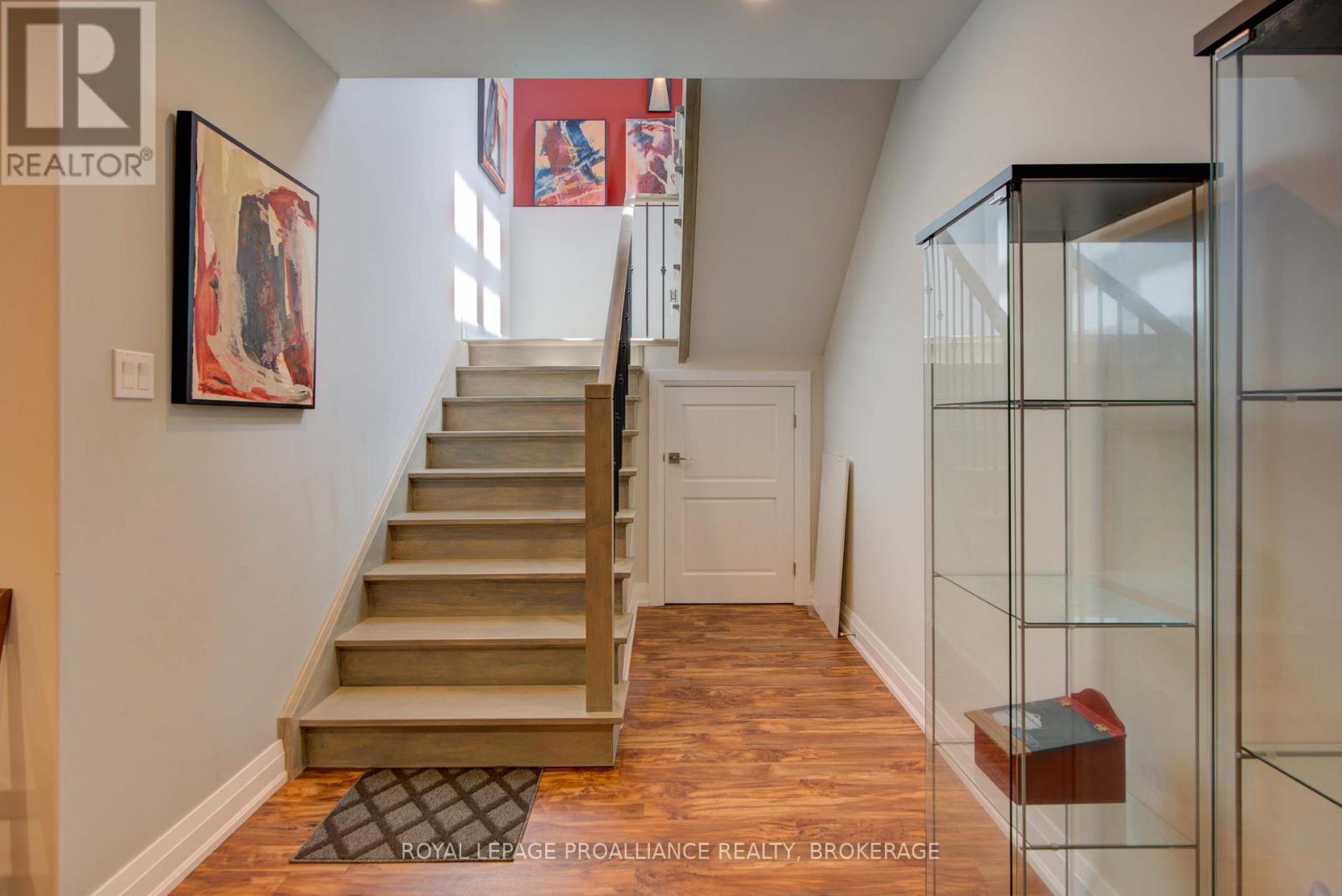 28 George Street, Westport, Ontario  K0G 1X0 - Photo 34 - X12351892