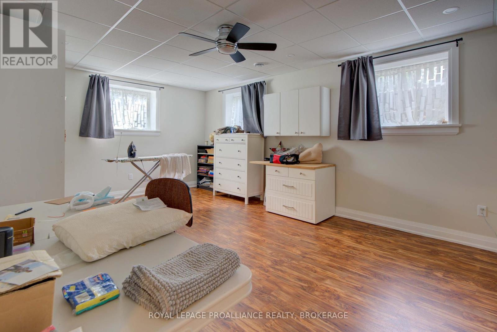 28 George Street, Westport, Ontario  K0G 1X0 - Photo 41 - X12351892