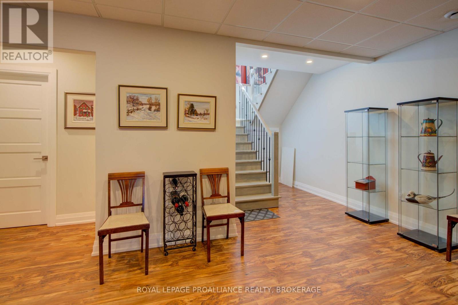 28 George Street, Westport, Ontario  K0G 1X0 - Photo 42 - X12351892