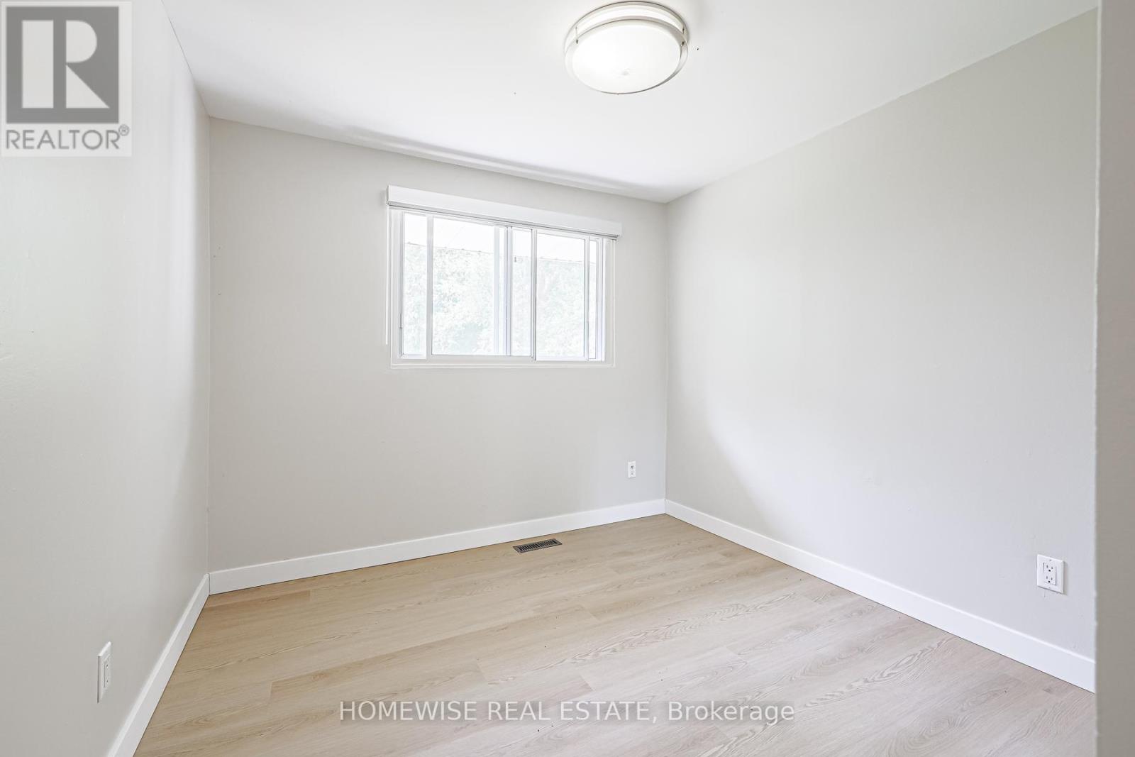 33 - 570 Waverly Street N, Oshawa, Ontario  L1J 5Y3 - Photo 32 - E12339338