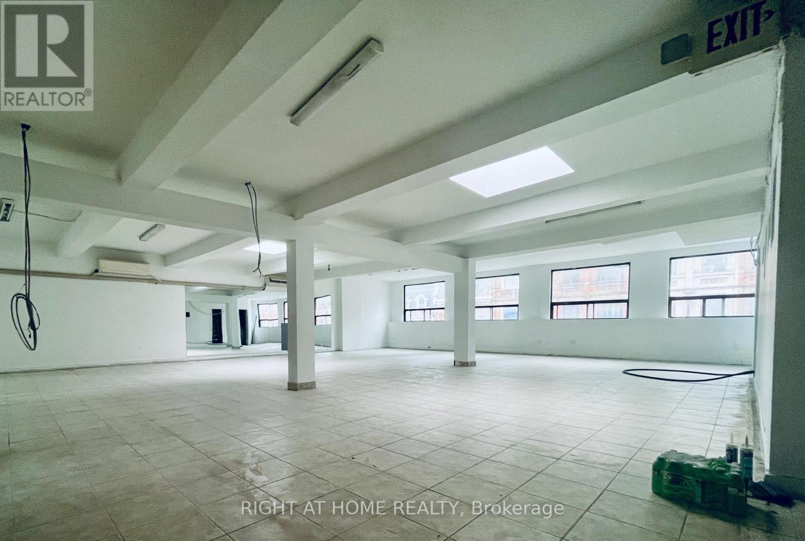 2nd Floor - 575 Yonge Street, Toronto, Ontario  M4Y 1Z2 - Photo 2 - C12324859