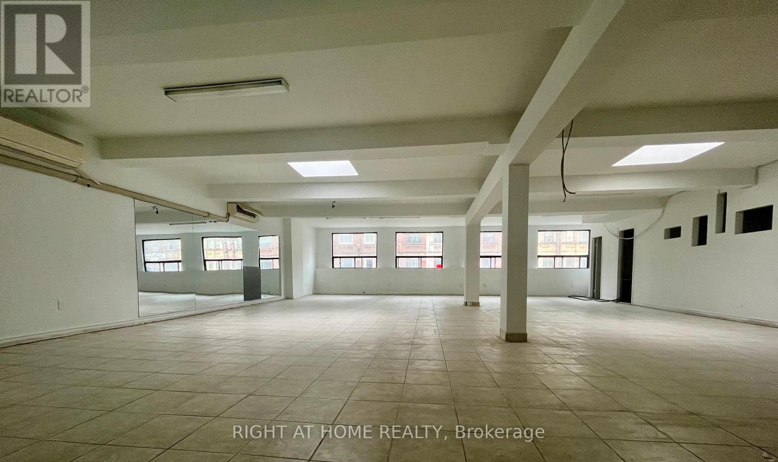 2nd Floor - 575 Yonge Street, Toronto, Ontario  M4Y 1Z2 - Photo 5 - C12324859