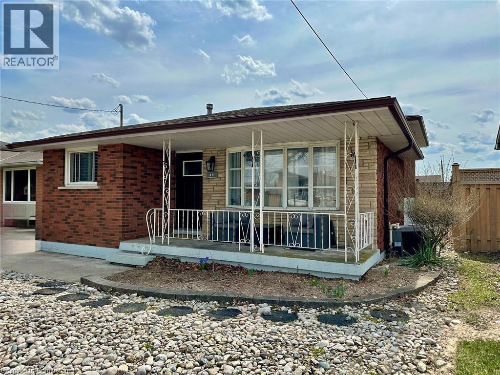 14 Anson Avenue, Hamilton, Ontario  L8T 2X3 - Photo 2 - 40721371