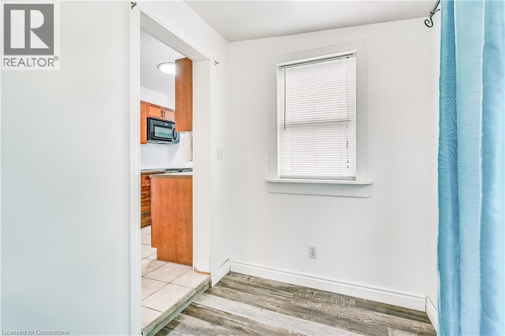 36 Barons Avenue N, Hamilton, Ontario  L8H 5A2 - Photo 12 - 40738855