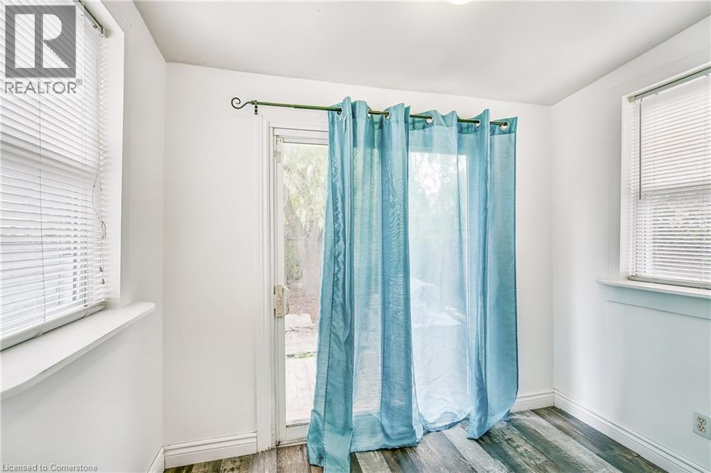 36 Barons Avenue N, Hamilton, Ontario  L8H 5A2 - Photo 11 - 40738855