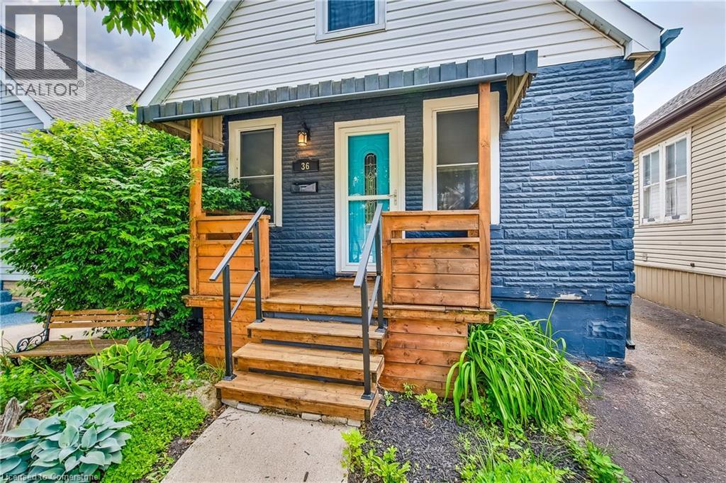36 Barons Avenue N, Hamilton, Ontario  L8H 5A2 - Photo 3 - 40738855