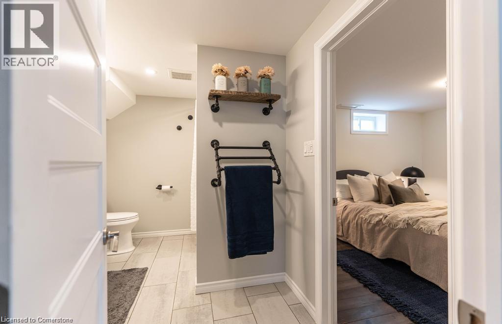 14 Yorkdale Crescent Unit# B, Stoney Creek, Ontario  L8J 1E3 - Photo 7 - 40743854
