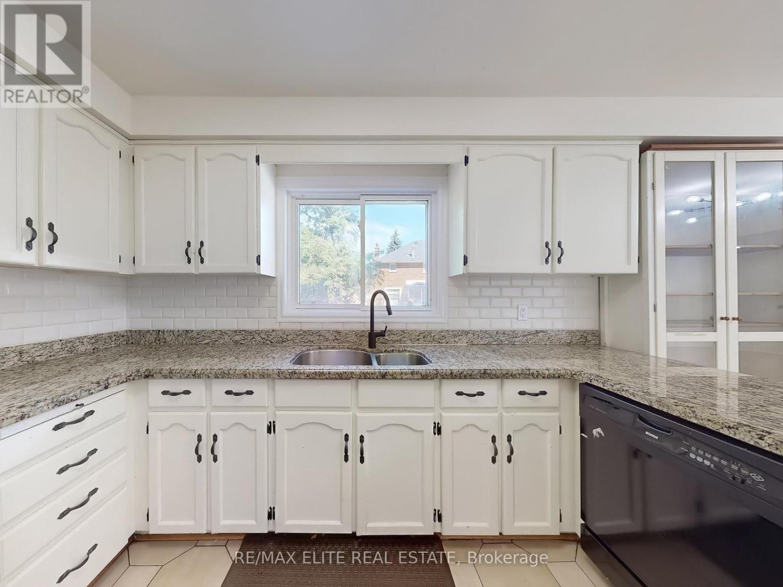 8 Millpond Place, Markham, Ontario L3P 6M4 - Photo 20 - N12351422