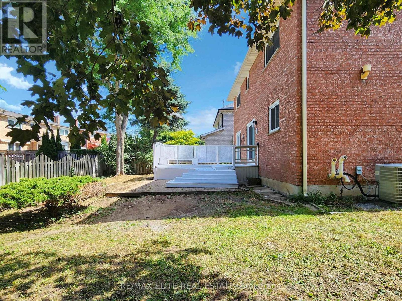 8 Millpond Place, Markham, Ontario L3P 6M4 - Photo 47 - N12351422